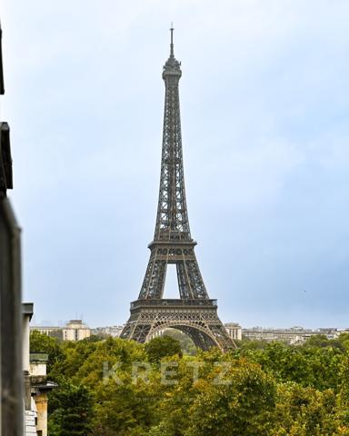 Duplex rénové avec vue sur les Invalides