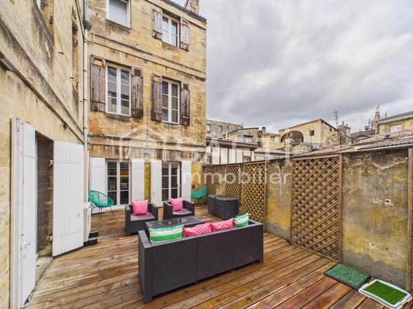 À VENDRE – Élégant appartement de caractère – 146 m² – Bordeaux centre