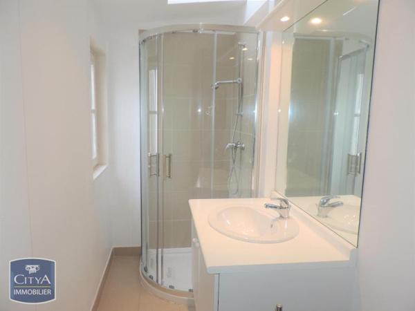 Appartement à louer 2 pièces 47.3m²