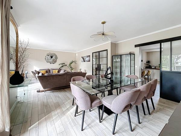 Maison 4 chambres garage, sous-sol