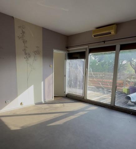 Vente / Appartement à rénover à Hérépian (34600)