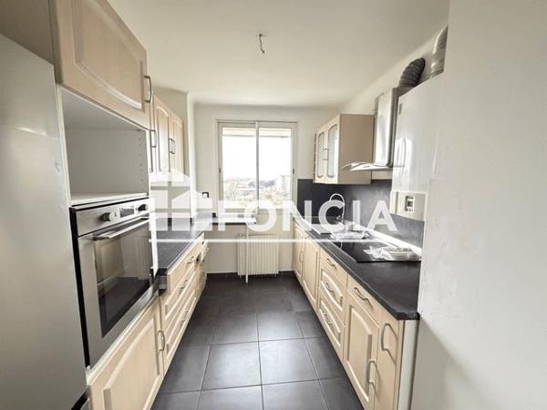 Location Appartement 3 pièces 74.39 m² - Frejus 83600