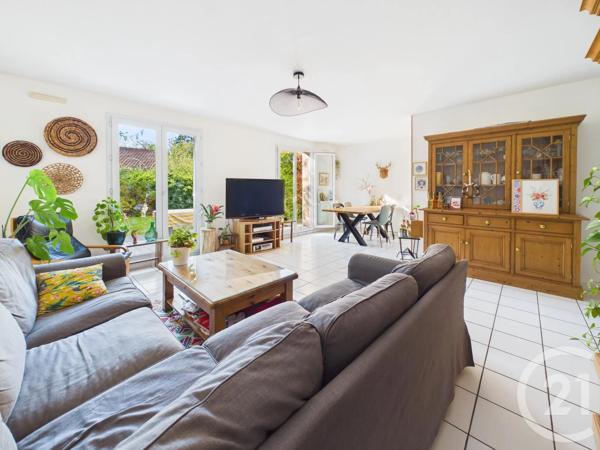 Maison à vendre  6 pièces - 133 m 2   CHARTRES  - 28