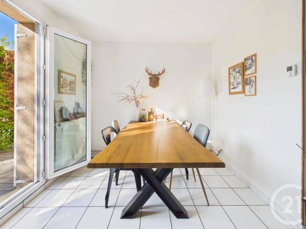 Maison à vendre  6 pièces - 133 m 2   CHARTRES  - 28