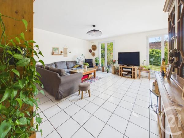 Maison à vendre  6 pièces - 133 m 2   CHARTRES  - 28