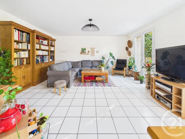 Maison à vendre  6 pièces - 133 m 2   CHARTRES  - 28
