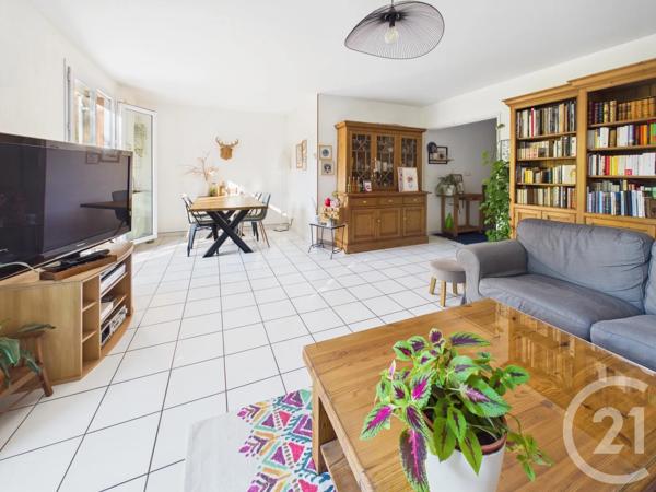 Maison à vendre  6 pièces - 133 m 2   CHARTRES  - 28