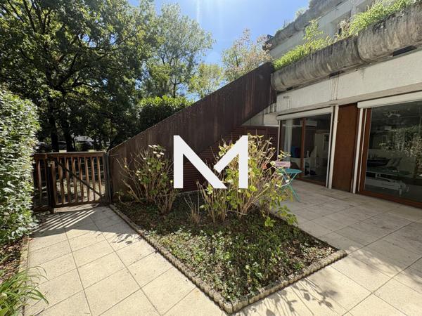 Les Buclos - T4 transformé en T3 - jardin et stationnement | Premium Immobilier