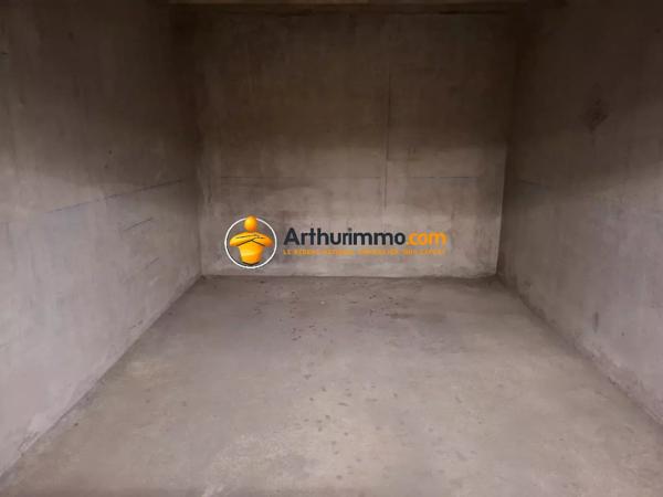 Vente                                                      Appartement
                        
                     3 pièces                      66 m2                     à Meaux