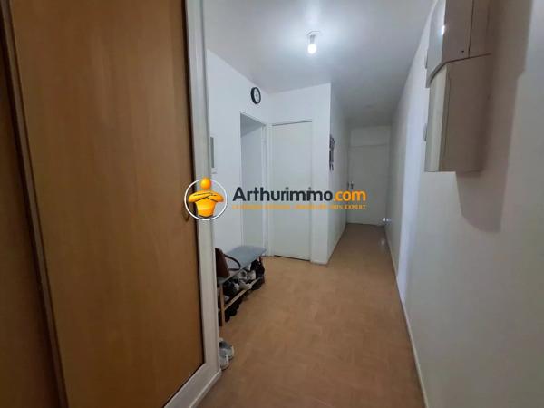 Vente                                                      Appartement
                        
                     3 pièces                      66 m2                     à Meaux