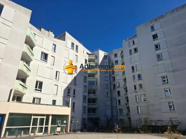 Vente                                                      Appartement
                        
                     3 pièces                      66 m2                     à Meaux