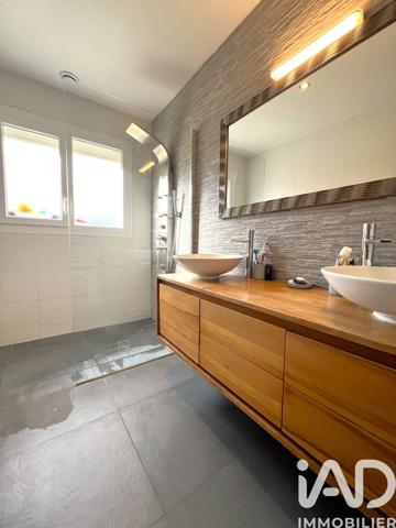 Maison à vendre 5 pièces 122 m² Cazères-sur-l'Adour