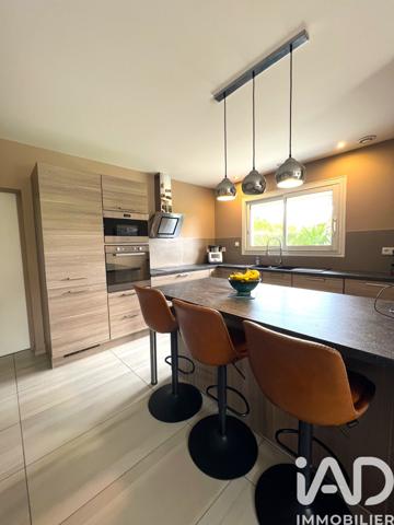 Maison à vendre 5 pièces 122 m² Cazères-sur-l'Adour