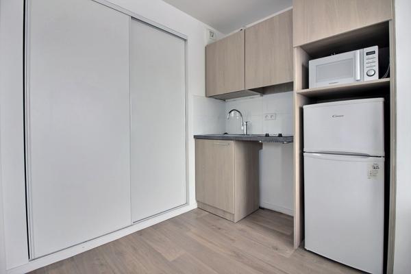 Appartement Saint Ouen Sur Seine ( DOCKS ) 2 pièces 38 m2