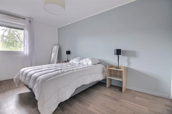 Appartement Saint Ouen Sur Seine ( DOCKS ) 2 pièces 38 m2