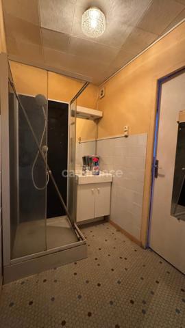 Appartement à vendre 2 pièces CARHAIX PLOUGUER (29)