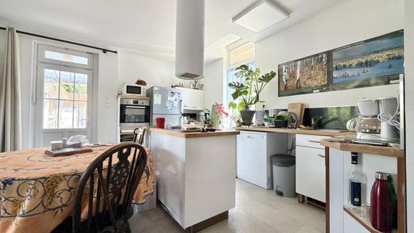 Maison rénovée avec jardin et garage Saint-Sylvestre-sur-Lot (47140)
