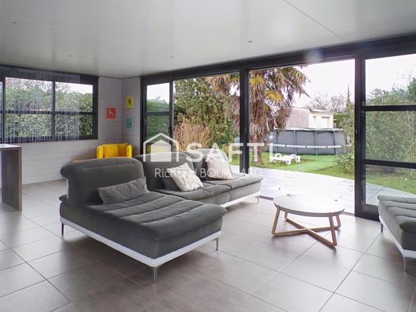 Jolie et lumineuse maison familiale