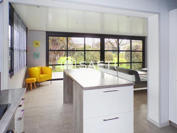 Jolie et lumineuse maison familiale