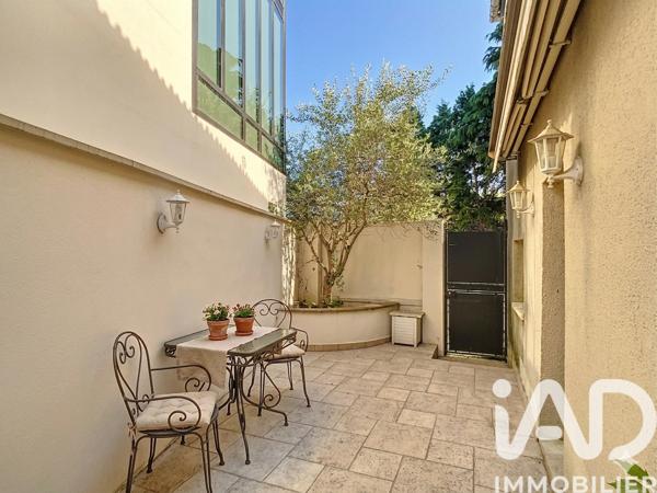 Immeuble à vendre 141 m² Antony