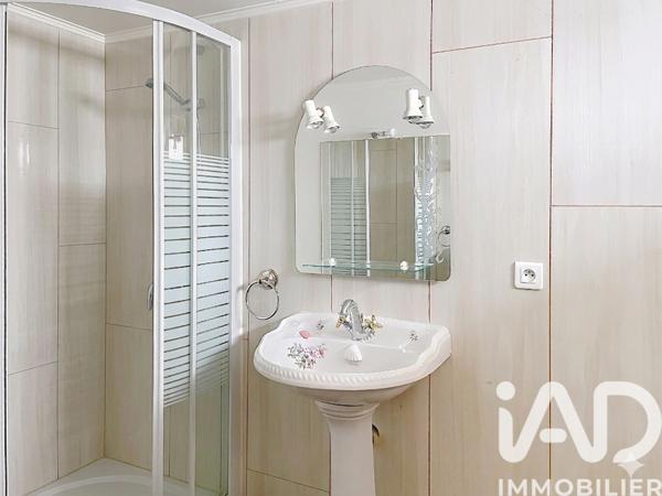 Immeuble à vendre 141 m² Antony