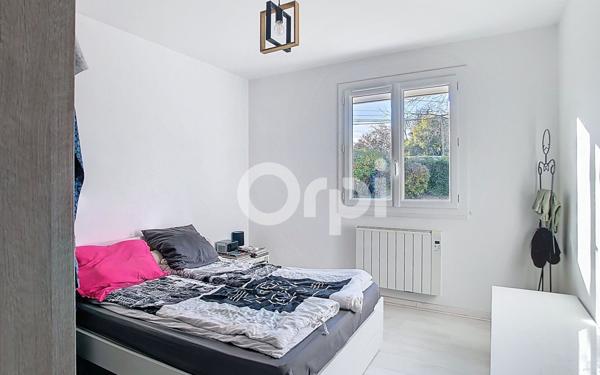 Maison à vendre    6 pièces •  Annesse-et-Beaulieu