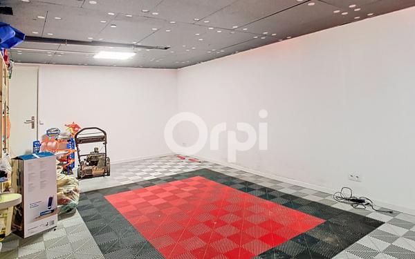 Maison à vendre    6 pièces •  Annesse-et-Beaulieu