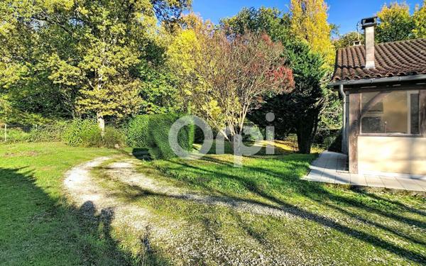 Maison à vendre    6 pièces •  Annesse-et-Beaulieu