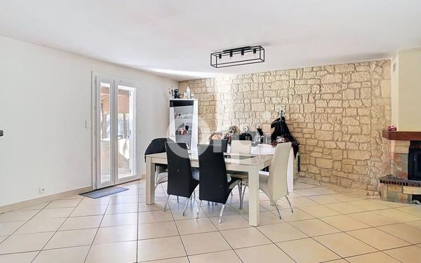 Maison à vendre    6 pièces •  Annesse-et-Beaulieu