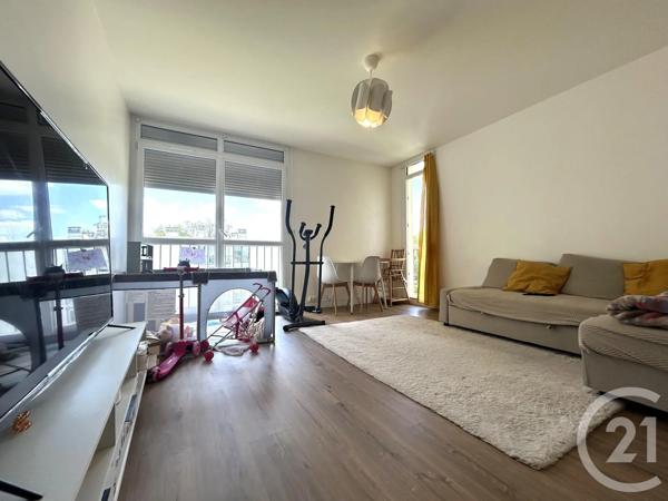 Appartement 3 Pièces à vendre  3 pièces - 60 m 2   AVON  - 77
