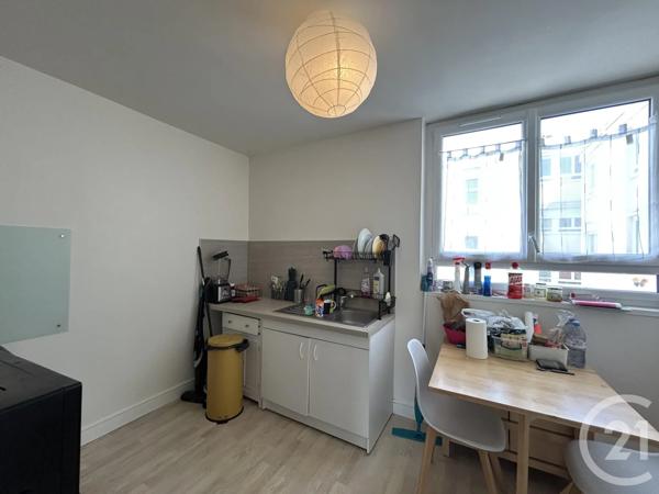 Appartement 3 Pièces à vendre  3 pièces - 60 m 2   AVON  - 77