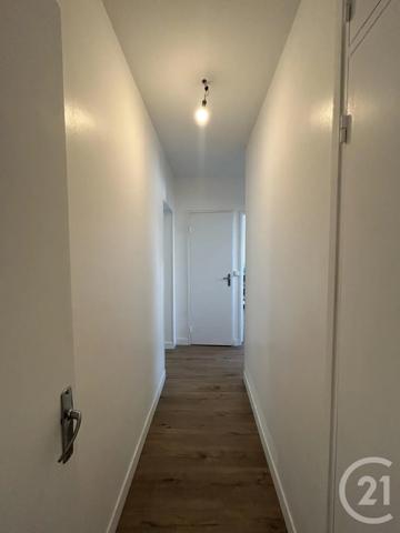 Appartement 3 Pièces à vendre  3 pièces - 60 m 2   AVON  - 77