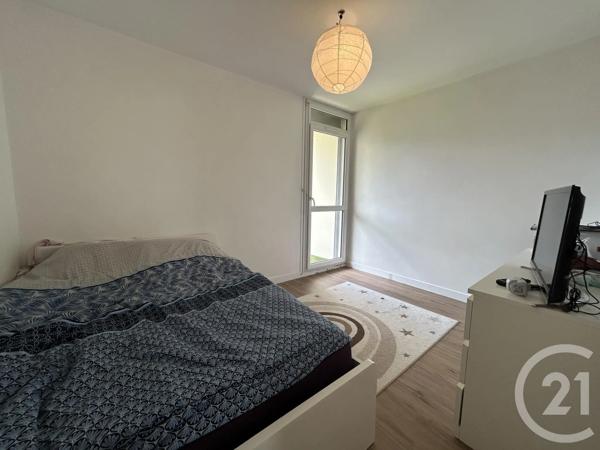 Appartement 3 Pièces à vendre  3 pièces - 60 m 2   AVON  - 77