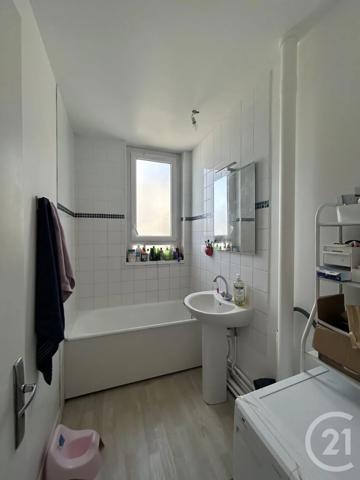 Appartement 3 Pièces à vendre  3 pièces - 60 m 2   AVON  - 77