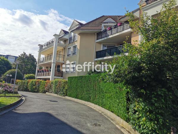 Appartement
         3 pièces
        - 66 m² Exclusivité 276 000 € *