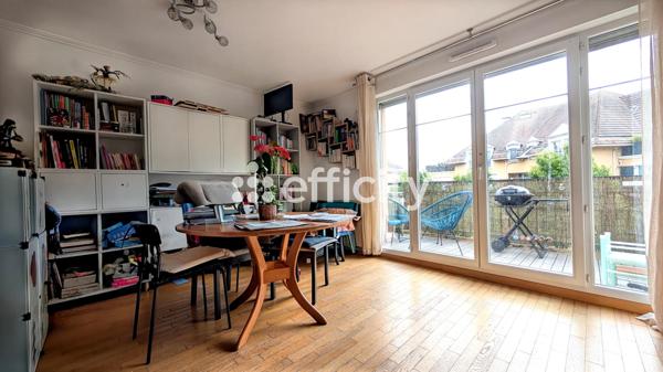 Appartement
         3 pièces
        - 66 m² Exclusivité 276 000 € *