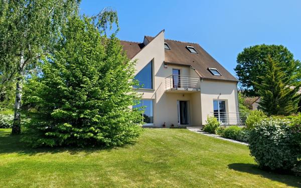 Maison à vendre    7 pièces •  Soisy-sur-Seine