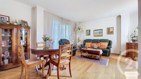 Appartement F3 à vendre  3 pièces - 69,22 m 2   NOISIEL  - 77