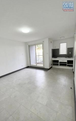 en location un studio, 5 min du centre de SAINTE MARIE résidence AURORE
