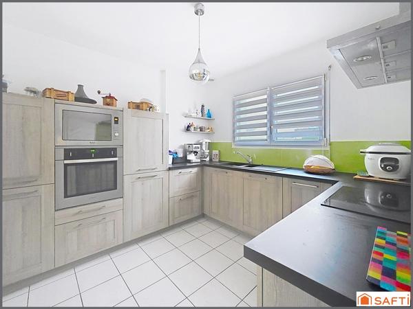 Pavillon dans un quartier calme