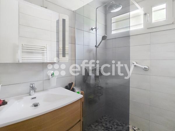 Maison 4 pièces - 82 m² Exclusivité efficity