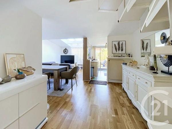 Maison à vendre  5 pièces - 94 m 2   LA QUEUE EN BRIE  - 94