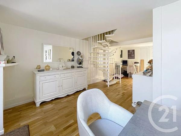 Maison à vendre  5 pièces - 94 m 2   LA QUEUE EN BRIE  - 94