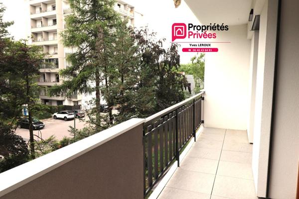 Appartement Type 3 , 72m²  carrez, traversant avec Balcon sud/Est + garage et cave