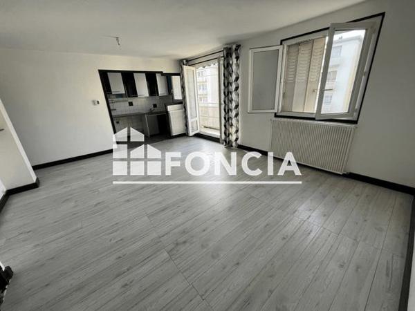 Location Appartement 3 pièces 63 m² - 11 C RUE MARC SANGNIER Valence 26000