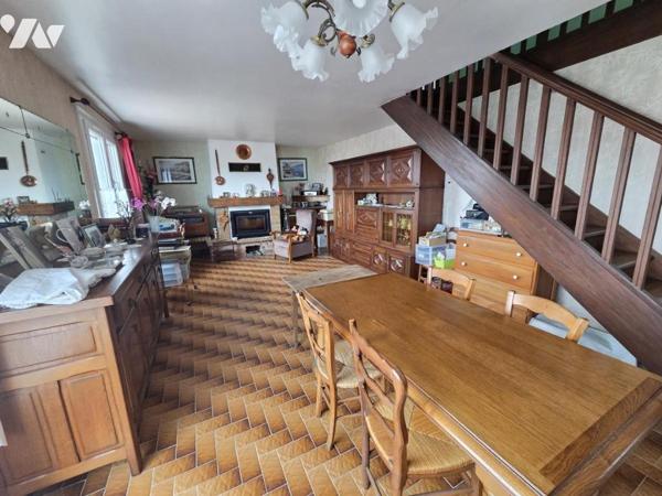 Maison à usage d'habitation sur sous sol complet