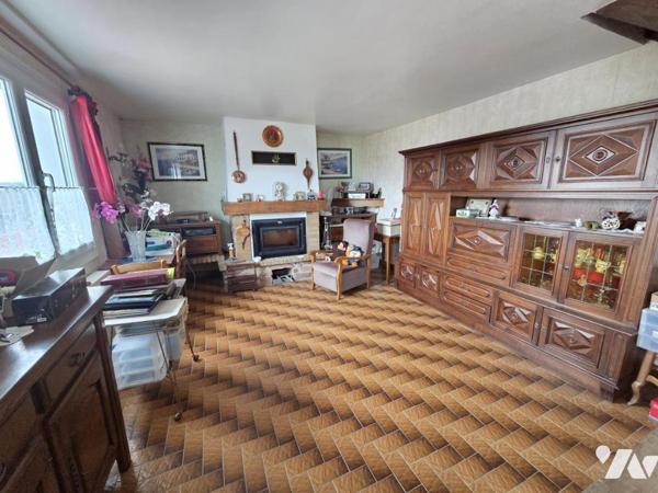 Maison à usage d'habitation sur sous sol complet