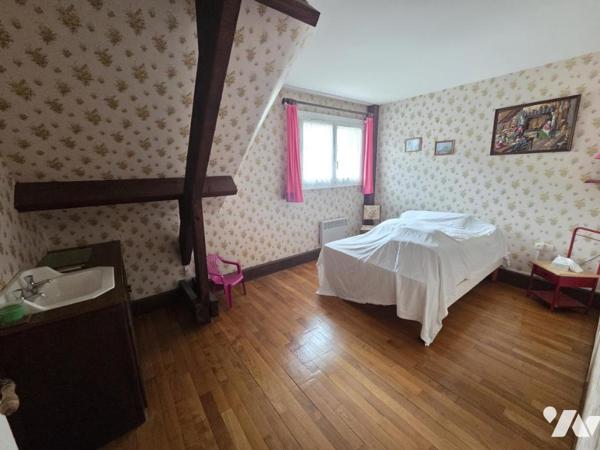 Maison à usage d'habitation sur sous sol complet