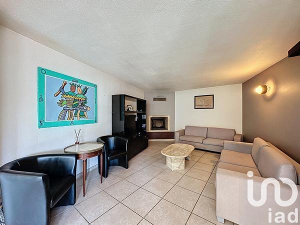 Maison à vendre 8 pièces 234 m² Sainte-Consorce