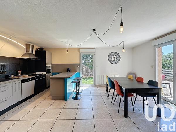 Maison à vendre 8 pièces 234 m² Sainte-Consorce